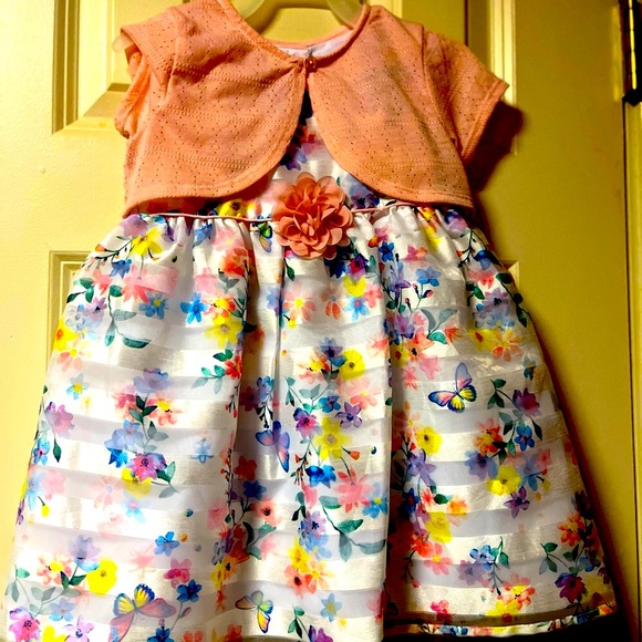 Girls 
Dress 
3T 
NWT - Picture 7 of 10